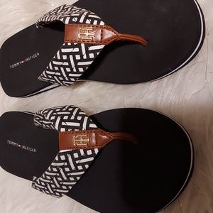 Ladies flip flops